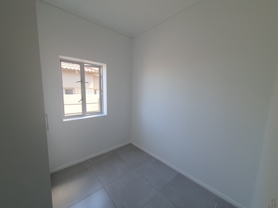 To Let 3 Bedroom Property for Rent in Pacaltsdorp Western Cape